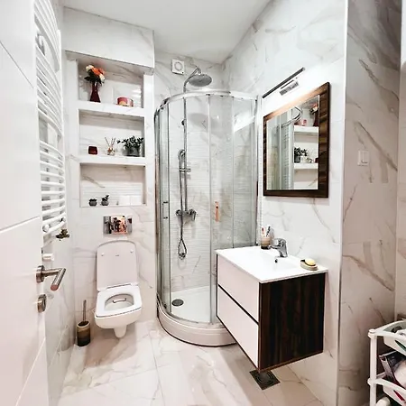 Old Town Luxury Suites Apartment *