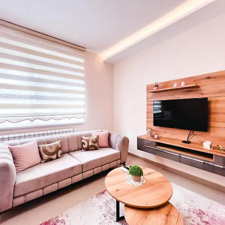 Apartment Old Town Luxury Suites *