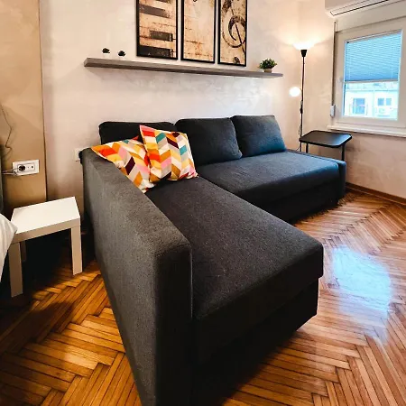 Apartment Old Town Luxury Suites