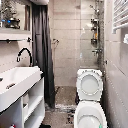 Old Town Luxury Suites Apartment *